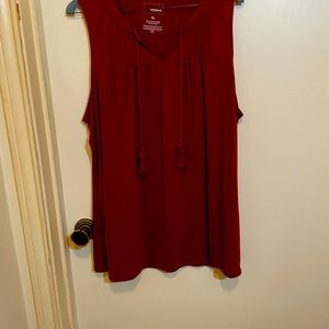 Maroon sleeveless top